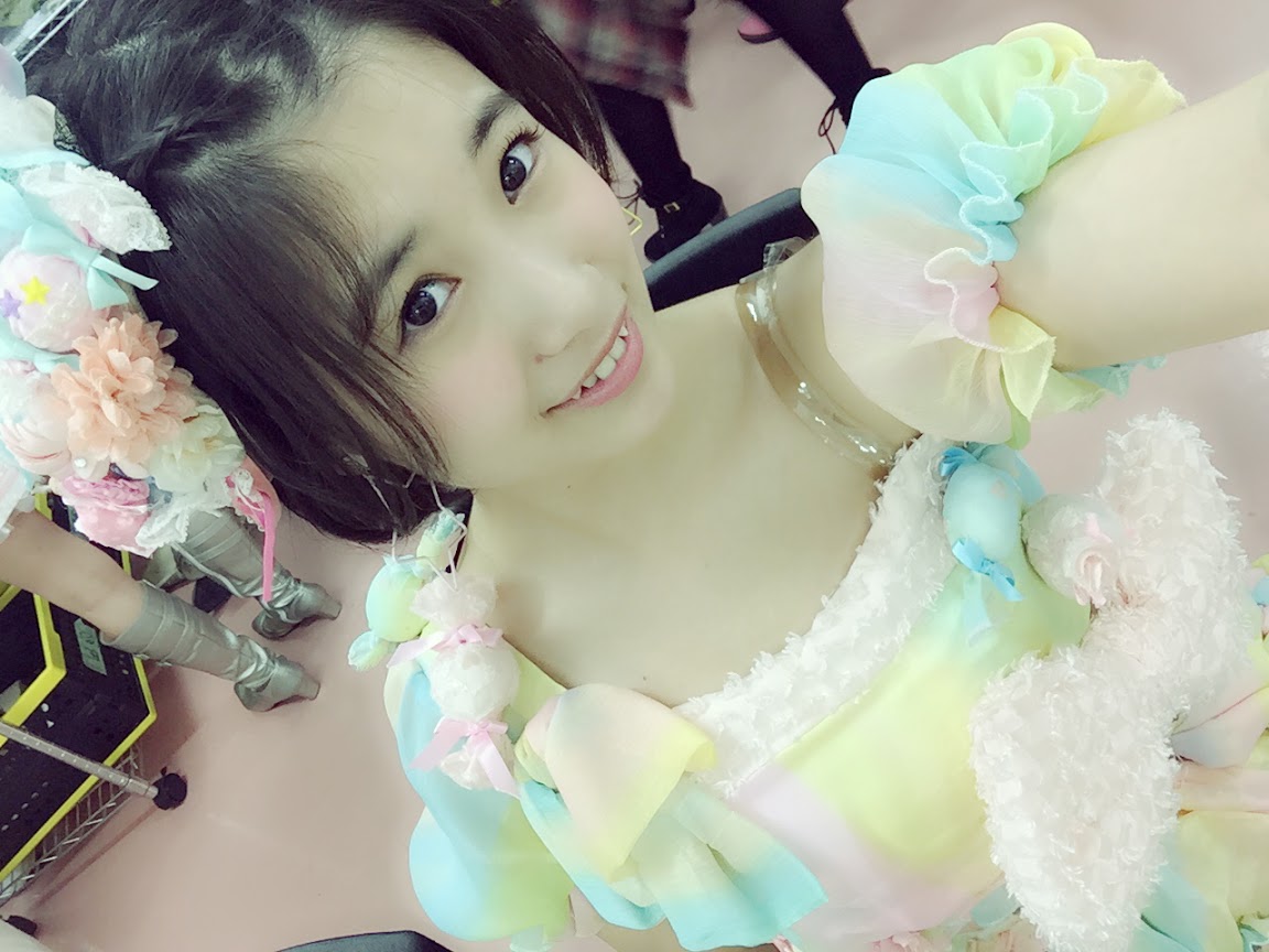 朝長美桜 公演で初めて前髪を上げる 朝長美桜の活動記録