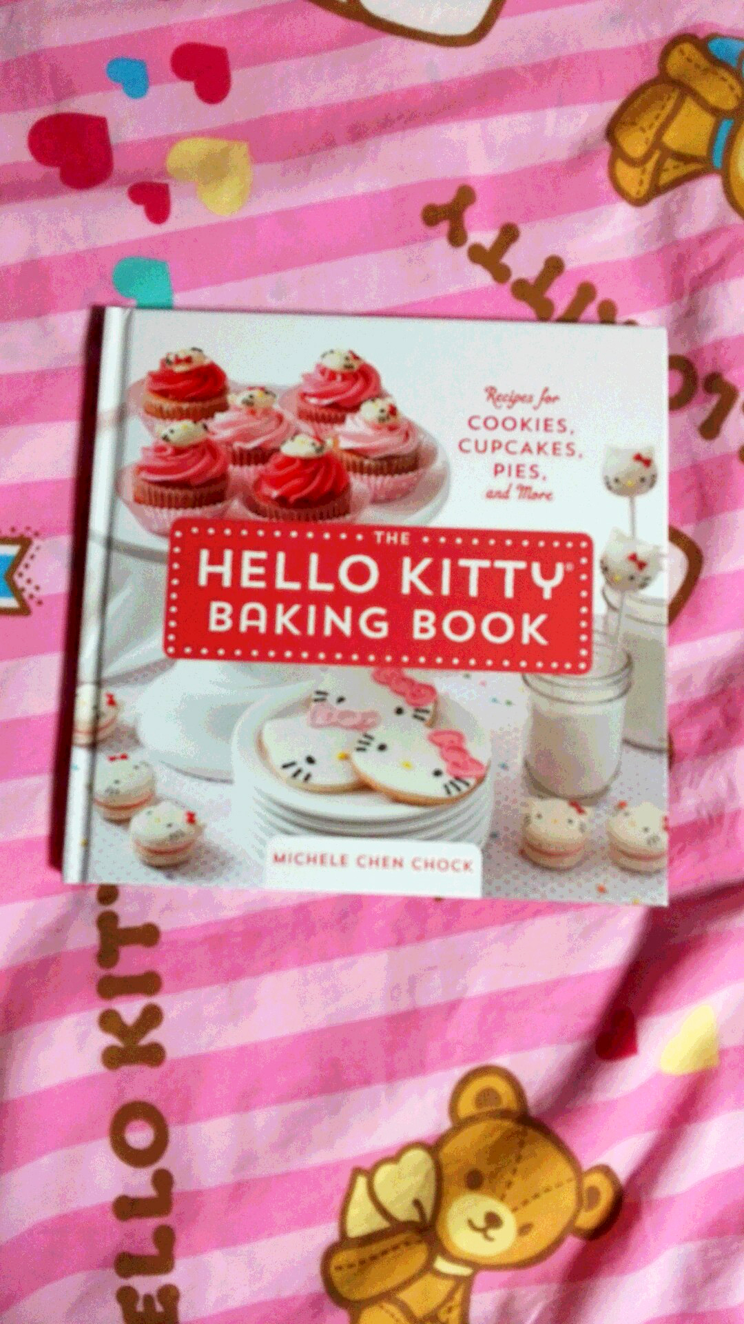 HELLO　KITTY BAKING BOOK
