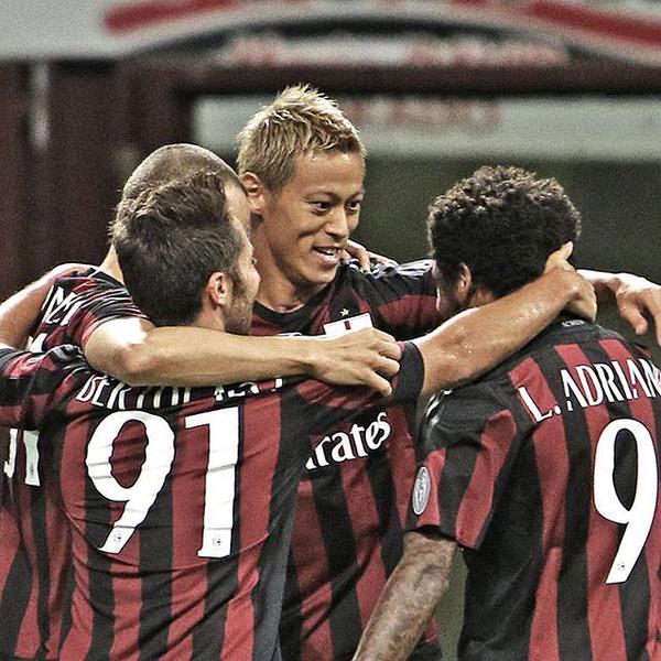 Full time #MilanPerugia 2-0 goals by Honda and Luiz Adriano