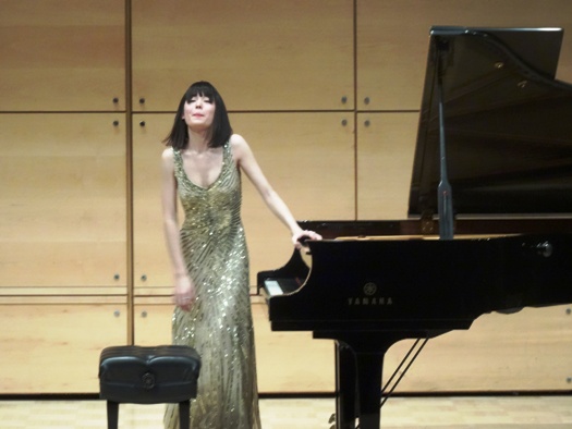 ニューヨーク徒然日記 コンサート： アリス=紗良・オット ピアノ・リサイタル