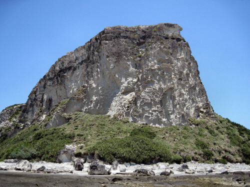 粟国島の岩
