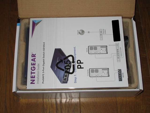 NETGEAR GS105-500JPS（GS105v5） パッケージ開封