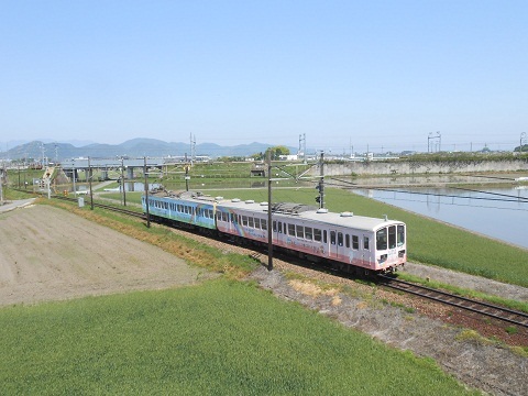 oth-train-876.jpg