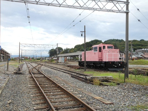 oth-train-913.jpg