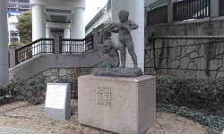 2022_11_07_横江嘉純「稲に遊ぶ子供」