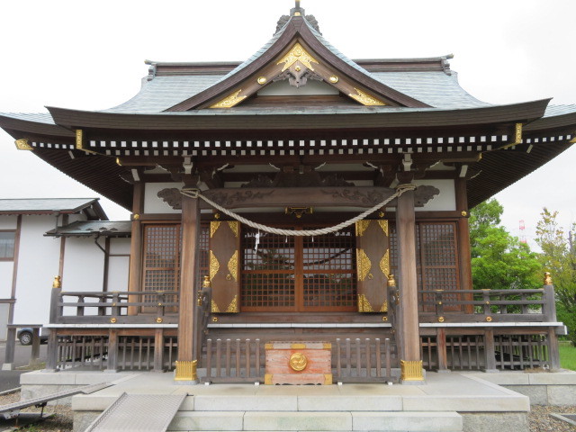 栗木御嶽神社の拝殿・本殿４
