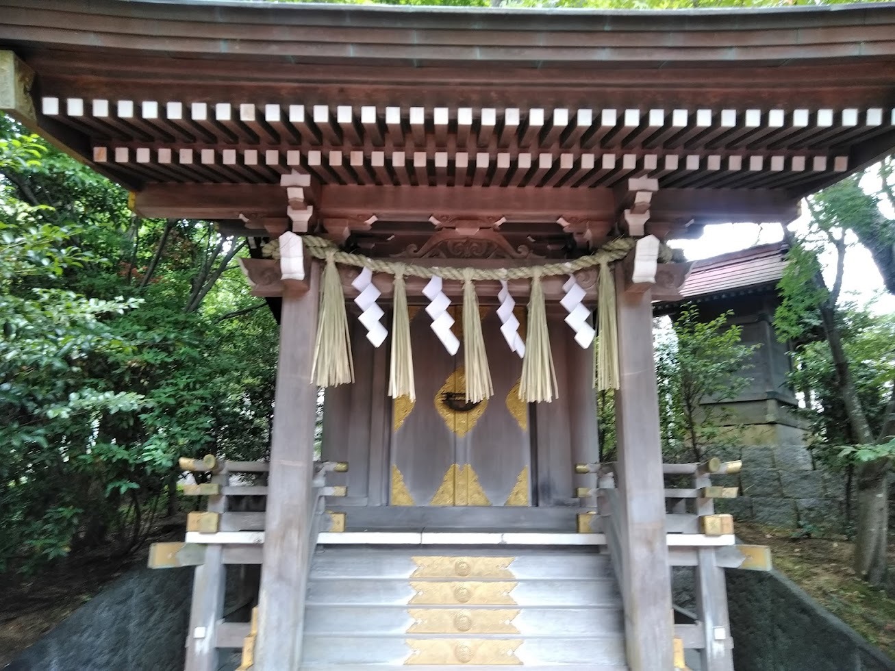 浅間神社稲荷神社３