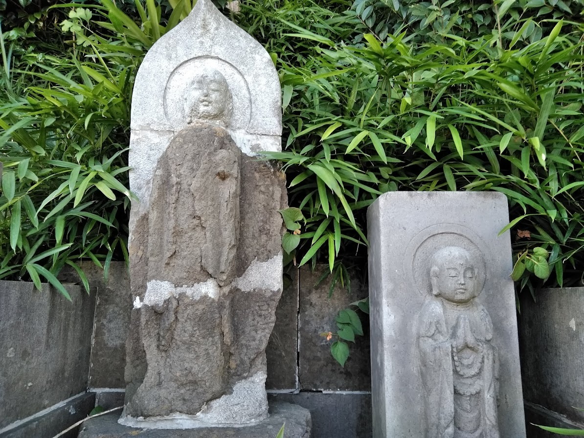 細山神明社の地蔵尊１