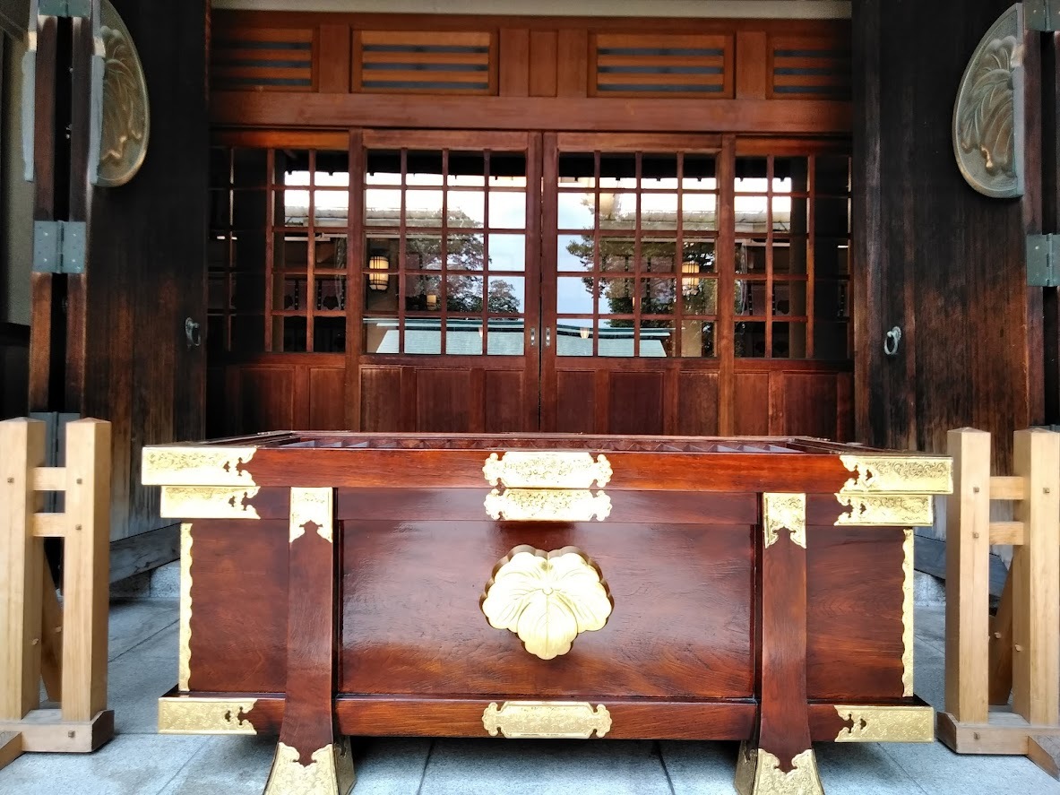 東郷神社拝殿７