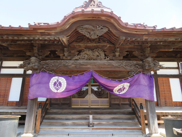 長念寺の本堂５