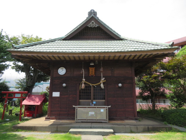 市ヶ尾杉山神社の社殿１