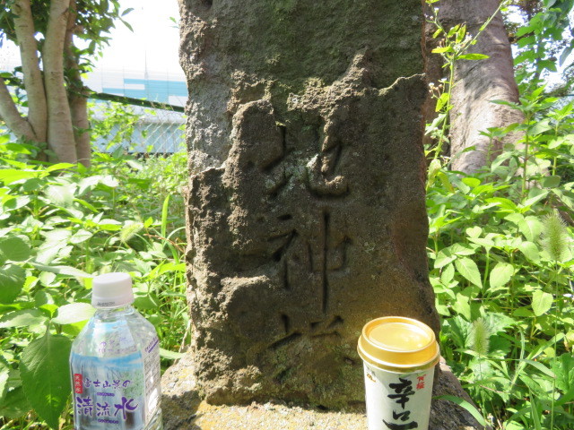 市ヶ尾杉山神社の稲荷社７